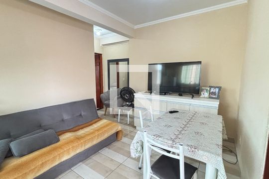 Sala  de casa à venda com 2 quartos, 220m² em Vila Sao Pedro, Santo André