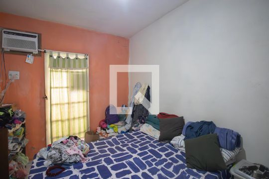 Quarto 2 de casa de condomínio para alugar com 2 quartos, 65m² em Galo Branco, São Gonçalo