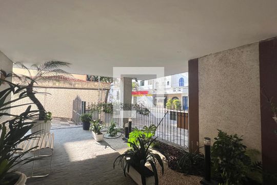 Área comum de apartamento à venda com 2 quartos, 80m² em Pinheiros, São Paulo