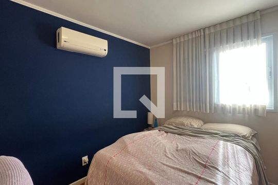 Suite de apartamento à venda com 2 quartos, 80m² em Pinheiros, São Paulo