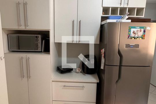 Cozinha de apartamento à venda com 3 quartos, 94m² em Jardim do Trevo, Campinas