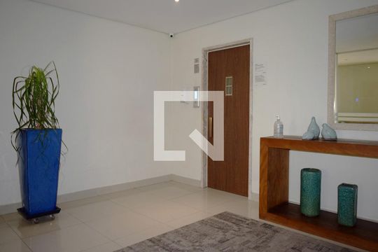 Hall de entrada de apartamento à venda com 3 quartos, 168m² em Jardim Paulista, São Paulo