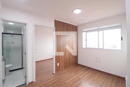 Apartamento para alugar com 2 quartos, 37m² em Veleiros, São Paulo