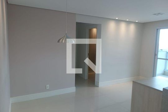 Sala de apartamento à venda com 2 quartos, 62m² em Vila Endres, Guarulhos