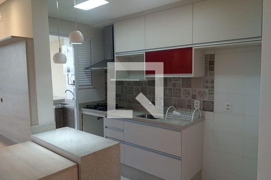 Cozinha de apartamento à venda com 2 quartos, 62m² em Vila Endres, Guarulhos