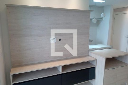 Sala de apartamento à venda com 2 quartos, 62m² em Vila Endres, Guarulhos