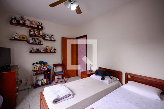 Quarto 1 de casa para alugar com 3 quartos, 137m² em Sacomã, São Paulo