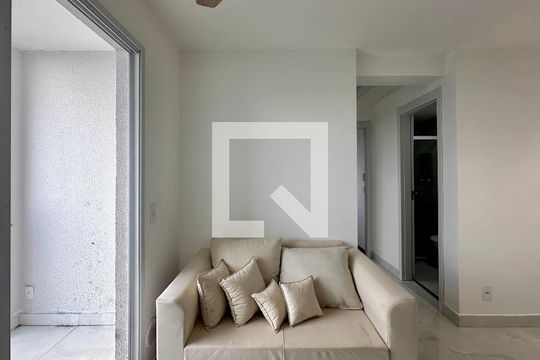 Sala de apartamento para alugar com 2 quartos, 36m² em Jardim Caravelas, São Paulo