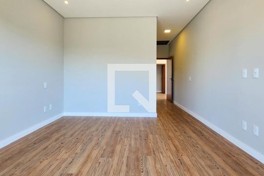 Suíte 3 de casa à venda com 3 quartos, 285m² em Jardim America II, Valinhos