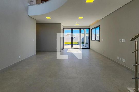 Casa à venda com 3 quartos, 285m² em Jardim America II, Valinhos