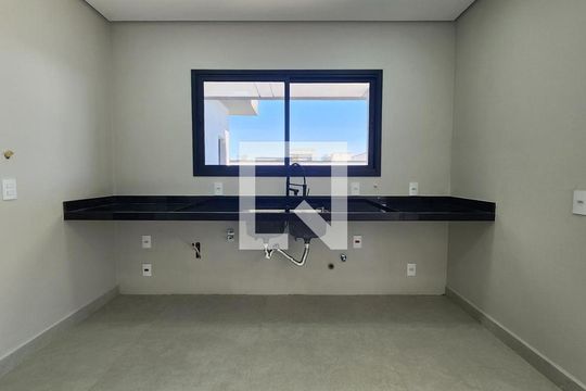 Cozinha de casa à venda com 3 quartos, 285m² em Jardim America II, Valinhos