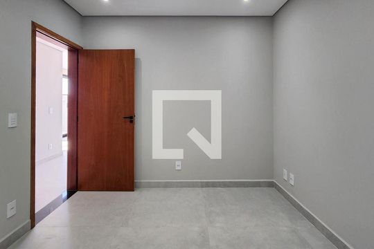 Escritório/quarto de casa à venda com 3 quartos, 285m² em Jardim America II, Valinhos