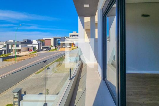 Sacada das suítes de casa à venda com 3 quartos, 285m² em Jardim America II, Valinhos