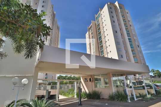 Fachada de apartamento para alugar com 2 quartos, 70m² em Tubalina, Uberlândia