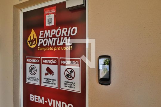 Área comum - Mercado de apartamento para alugar com 2 quartos, 70m² em Tubalina, Uberlândia