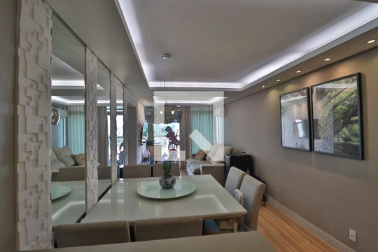 Sala de Jantar de apartamento para alugar com 2 quartos, 70m² em Tubalina, Uberlândia