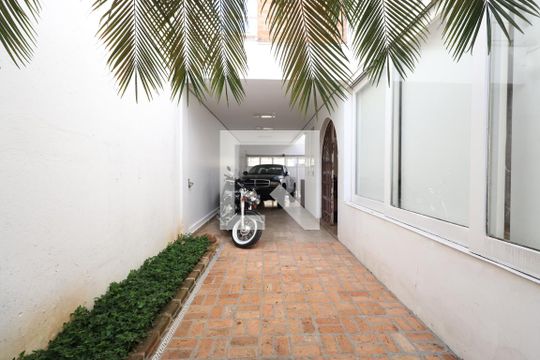 Garagem de casa à venda com 3 quartos, 184m² em Tatuapé, São Paulo