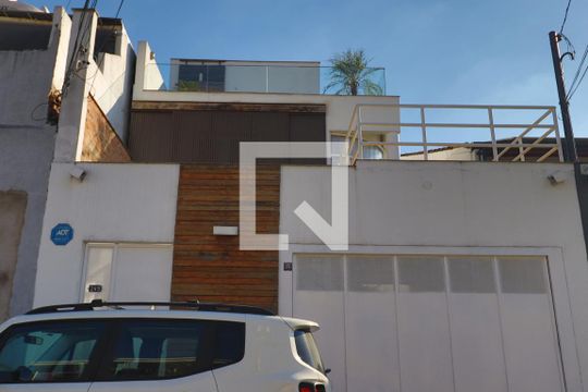 Fachada de casa à venda com 3 quartos, 184m² em Tatuapé, São Paulo