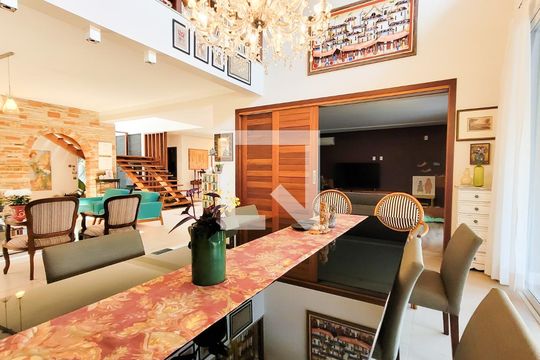 Sala de Jantar de casa de condomínio à venda com 4 quartos, 680m² em Vila Bressani, Campinas