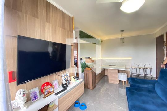 Sala de apartamento à venda com 2 quartos, 54m² em Jardim Vila Galvao, Guarulhos