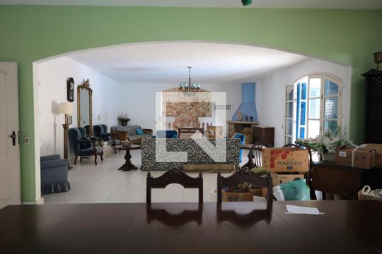 Sala de casa à venda com 3 quartos, 250m² em Jardim Guarapiranga, São Paulo