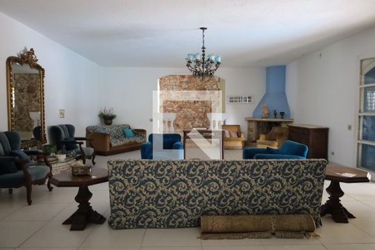 Sala de casa à venda com 3 quartos, 250m² em Jardim Guarapiranga, São Paulo