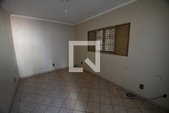 Quarto de Serviço 2 de casa à venda com 3 quartos, 187m² em Centro, Campinas