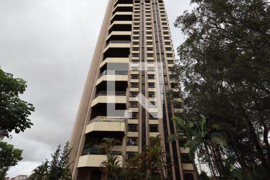 Fachada de apartamento à venda com 4 quartos, 230m² em Morumbi, São Paulo