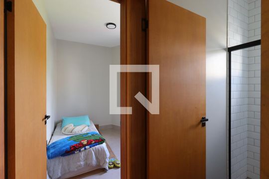 Corredor de apartamento para alugar com 2 quartos, 105m² em Parque Sao Vicente, Santo André
