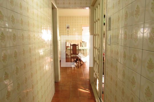 Corredor de casa à venda com 2 quartos, 189m² em Novo Osasco, Osasco