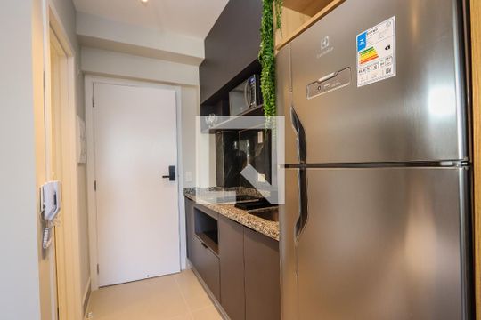 Cozinha de apartamento à venda com 1 quarto, 20m² em Jardim Paulista, São Paulo