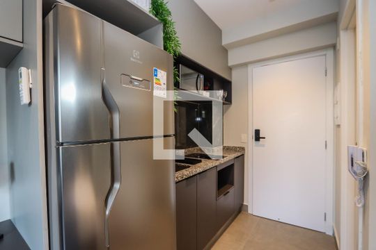 Cozinha de kitnet/studio à venda com 1 quarto, 20m² em Jardim Paulista, São Paulo