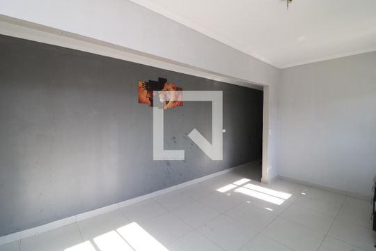 Sala de casa para alugar com 2 quartos, 70m² em Jardim Vila Carrao, São Paulo