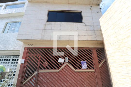 Fachada de casa para alugar com 2 quartos, 70m² em Jardim Vila Carrao, São Paulo