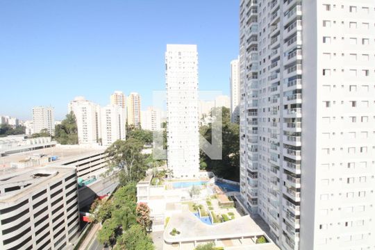 Vista de apartamento à venda com 2 quartos, 60m² em Vila Andrade, São Paulo