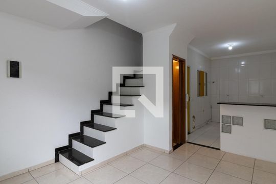 Sala de casa de condomínio à venda com 2 quartos, 110m² em Jardim Belem, São Paulo
