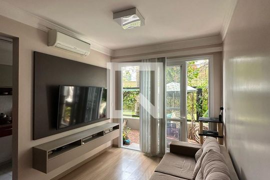 Sala de apartamento à venda com 2 quartos, 88m² em Centro, Canoas