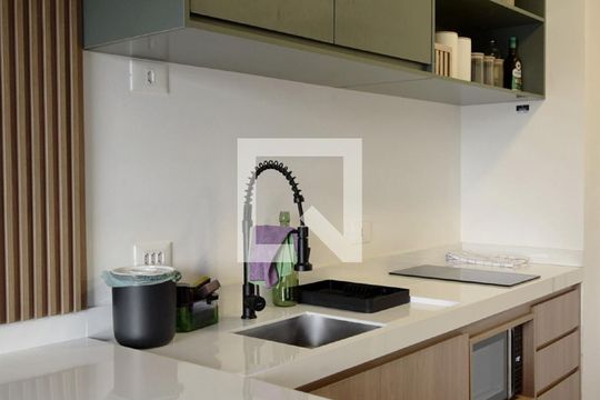 Cozinha de kitnet/studio à venda com 1 quarto, 25m² em Pinheiros, São Paulo