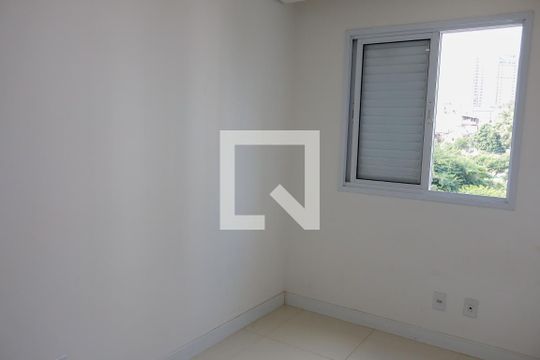 Quarto 2 de apartamento para alugar com 2 quartos, 50m² em Jaguaribe, Osasco