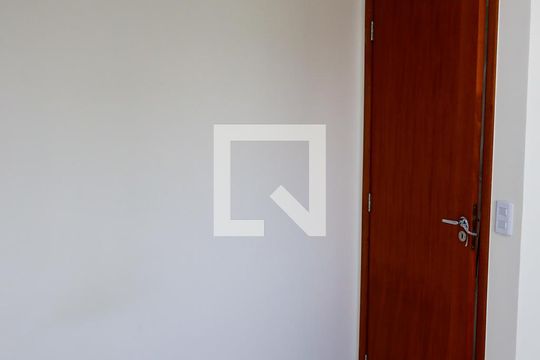 Quarto 1 de apartamento para alugar com 2 quartos, 50m² em Jaguaribe, Osasco