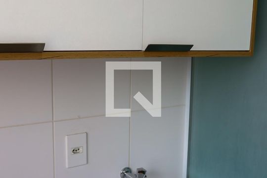 Área de Serviço de apartamento para alugar com 2 quartos, 50m² em Jaguaribe, Osasco