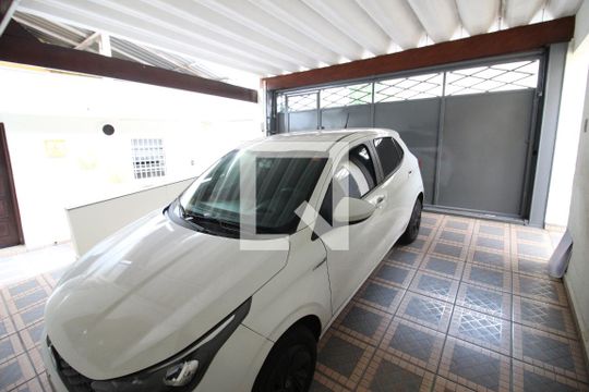 Garagem de casa à venda com 5 quartos, 440m² em Centro, Osasco