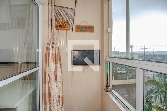 Sala Varanda de apartamento à venda com 2 quartos, 53m² em São Sebastião, Porto Alegre