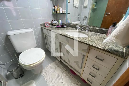 Banheiro Suite de apartamento para alugar com 2 quartos, 80m² em Barra Olímpica, Rio de Janeiro