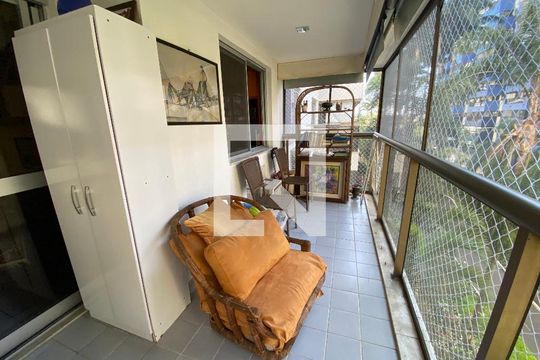 Varanda Sala de apartamento para alugar com 2 quartos, 80m² em Barra Olímpica, Rio de Janeiro