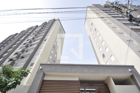 Fachada de apartamento para alugar com 2 quartos, 40m² em Vila Guilherme, São Paulo
