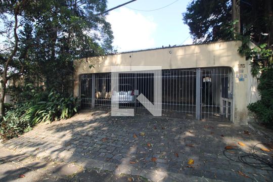 Fachada de casa à venda com 4 quartos, 400m² em Jardim Marajoara, São Paulo