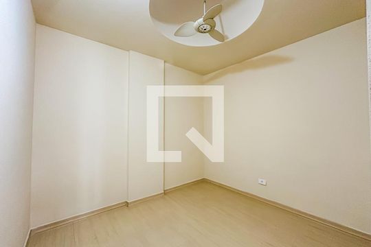 Quarto 1 de apartamento à venda com 2 quartos, 80m² em Flamengo, Rio de Janeiro