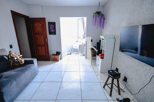Sala de apartamento à venda com 3 quartos, 63m² em Vila Cloris, Belo Horizonte