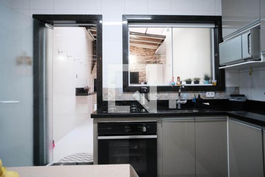 Cozinha de casa à venda com 3 quartos, 100m² em Jardim Matarazzo, São Paulo